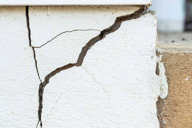 Cracked Wall Restoration